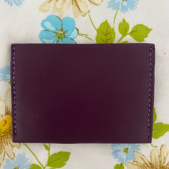 Handmade Genuine Leather Wallet - Picture 2 of 5